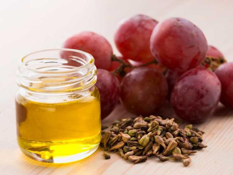 grape-seed-oil-732x549-thumbnail.jpg